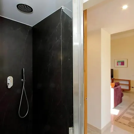 Parioli Bellissimo 2br Con Terrazzo By Halldis *