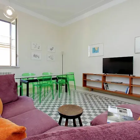 Apartmán Bruno Buozzi, Beautiful 2br With Terrace By Halldis *