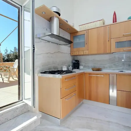 Bruno Buozzi, Beautiful 2br With Terrace By Halldis Appartement